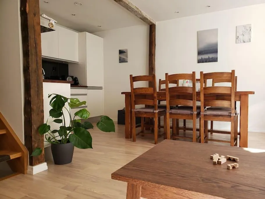 Cosy, Modern Townhouse In Bergen Sentrum 0*,  挪威